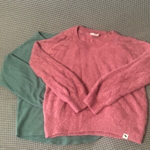 Girls 7-8 Abercrombie and cat and jack sweaters
